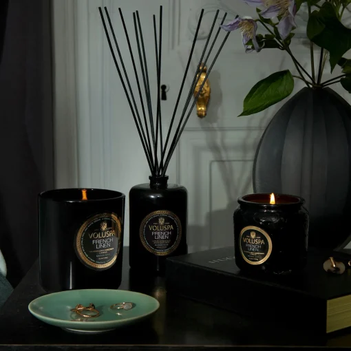 Voluspa French Linen|Classic Candles|French Linen